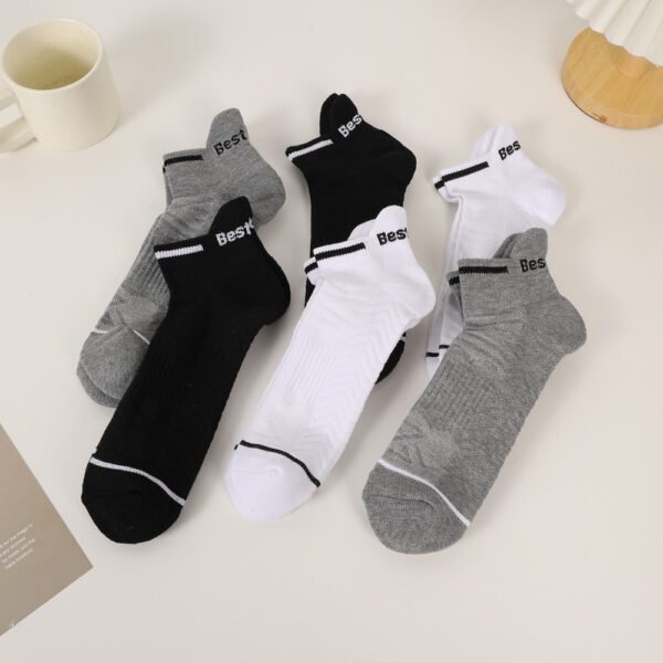 6 Pairs Of Sports Socks - Image 3