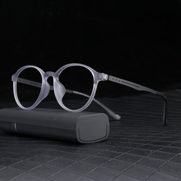 TR90 Retro Round UV Resistant Glasses - Image 5